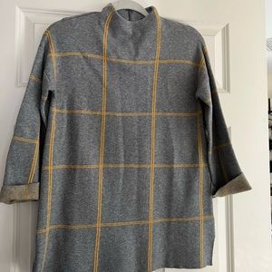 Size Small Womens Sweater